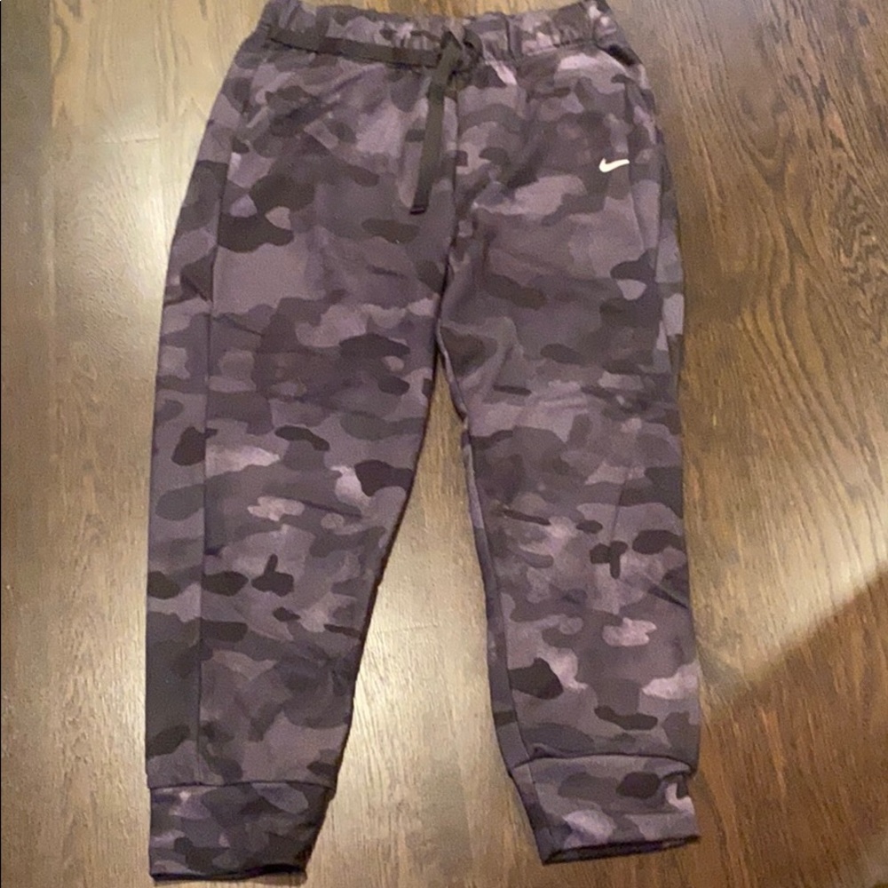 Camo Nike dri-fit sweatpants